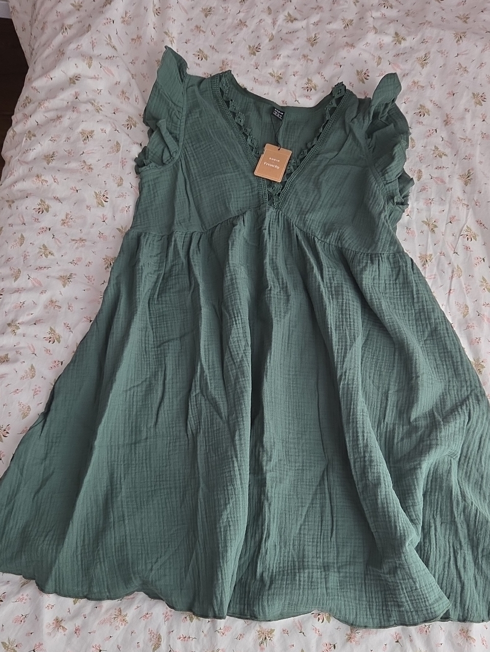 SHEIN Olive Green Ruffle Sleeve V-Neck Tunic Dress